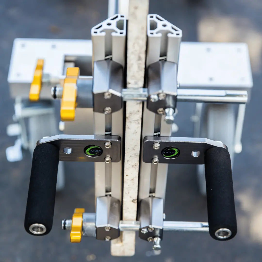 OMNI CUBED AQUA JAW CARRY VISE (PAIR)
