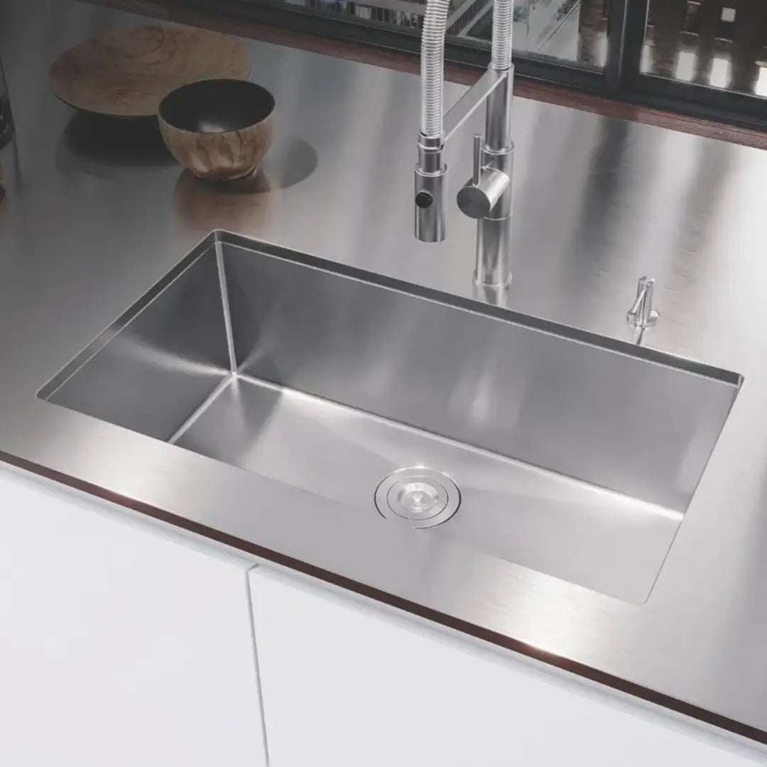 LUVUL 30" R10 Handmade Undermount Sink – Single Bowl – 18G Stainless Steel