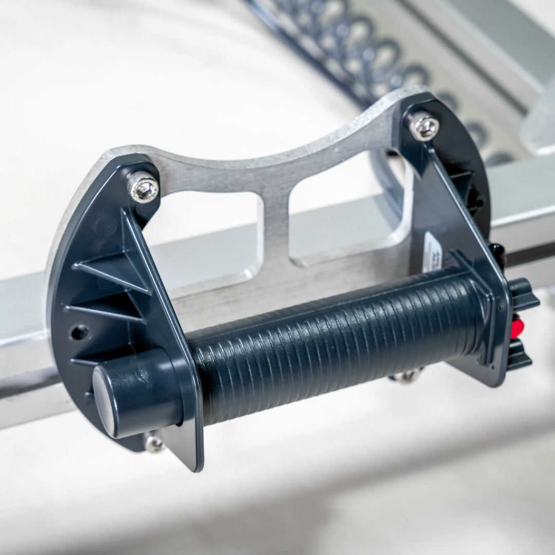 Omni Cubed Ergo Grip™ Large Format Tile Frame
