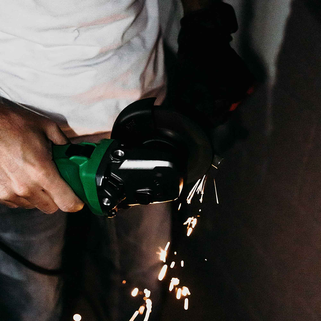 4-1/2" 12 Amp AC Brushless Variable Speed Angle Grinder