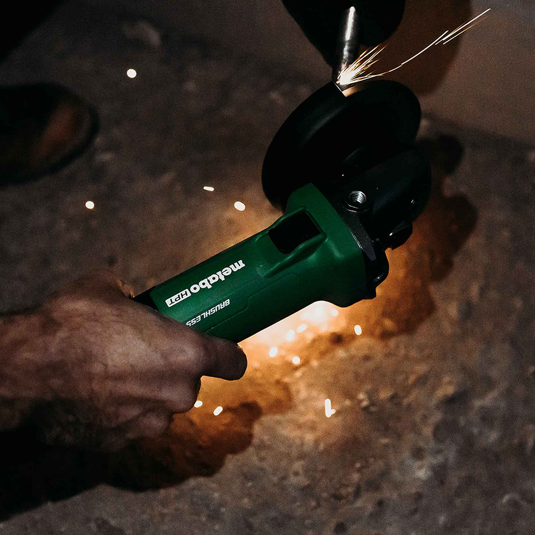 4-1/2" 12 Amp AC Brushless Variable Speed Angle Grinder
