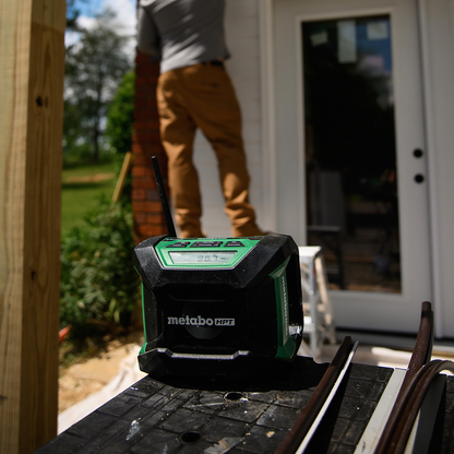 18V MultiVolt Cordless Bluetooth Radio (Tool Body Only)
