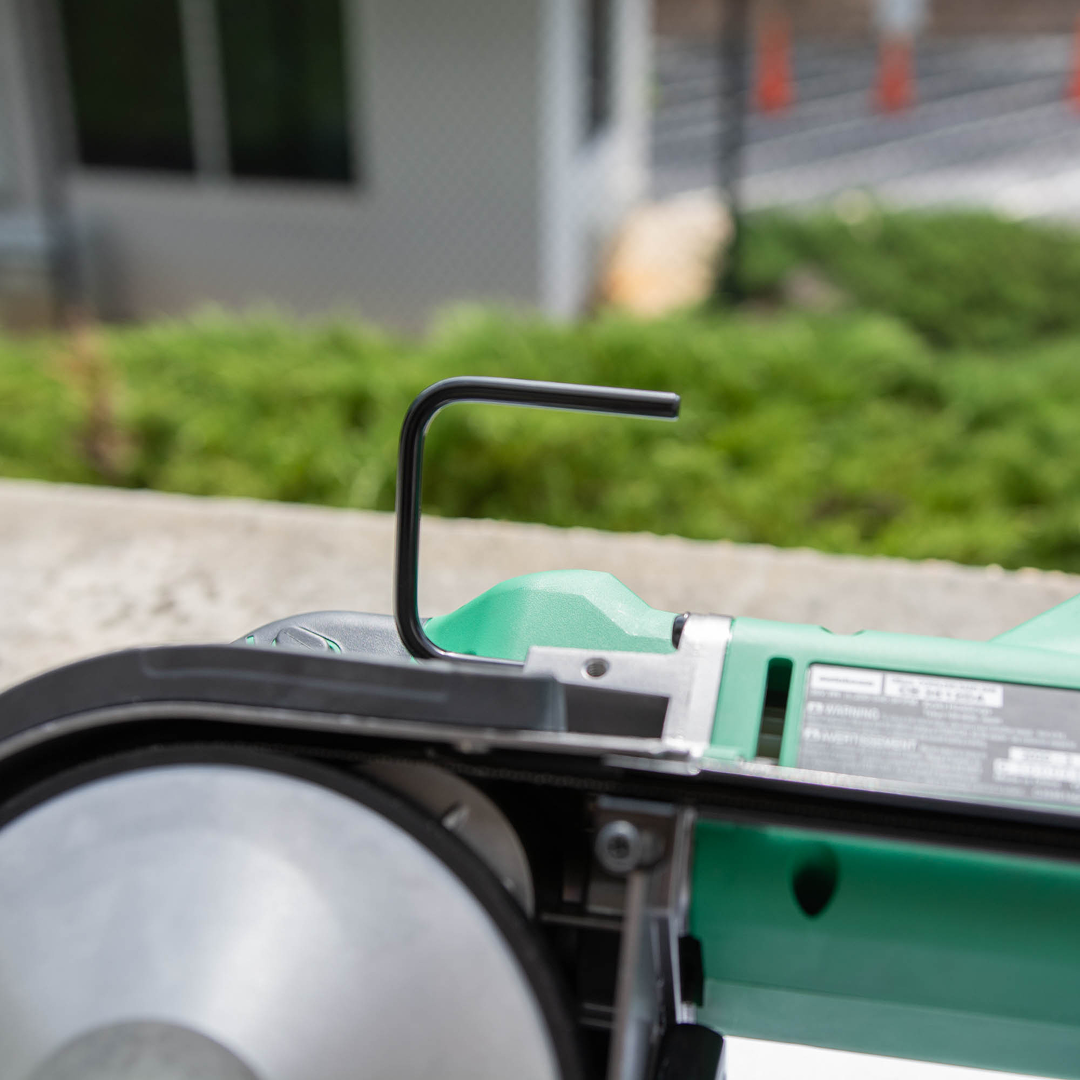 MultiVolt™ 36V Deep Cut Band Saw